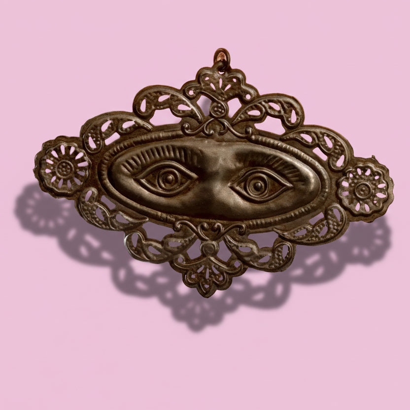 Metal Eye Milagro Decoration