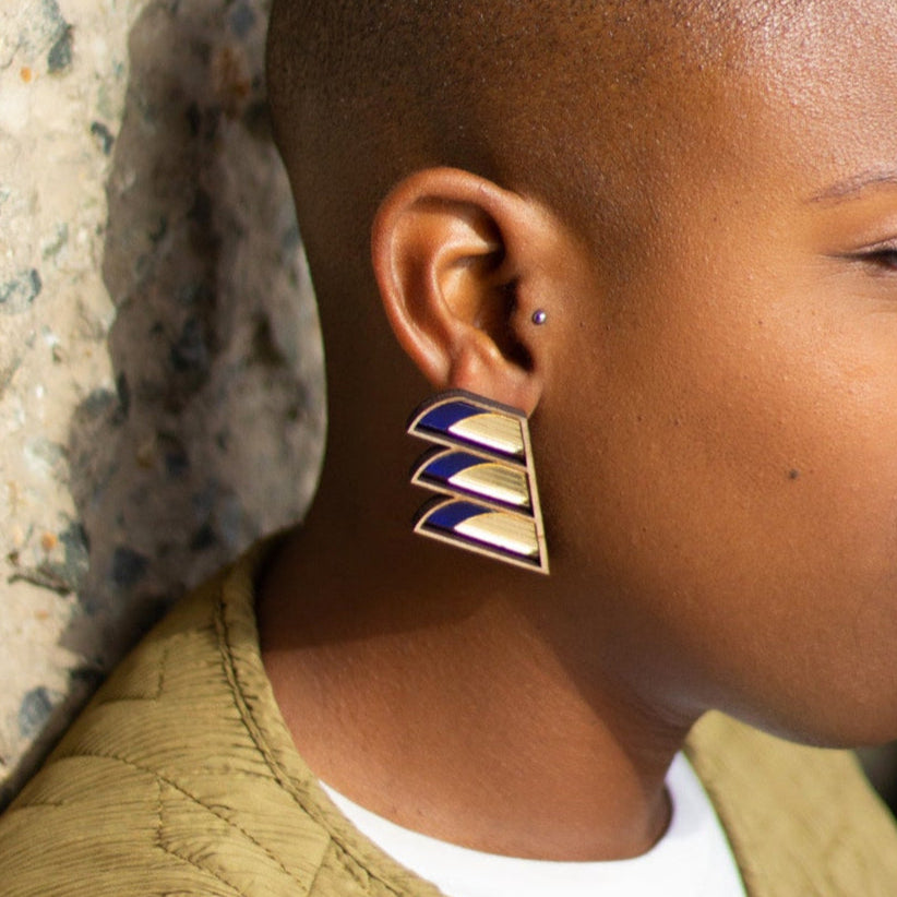 Chalk x Barbican serrated balcony earring navy