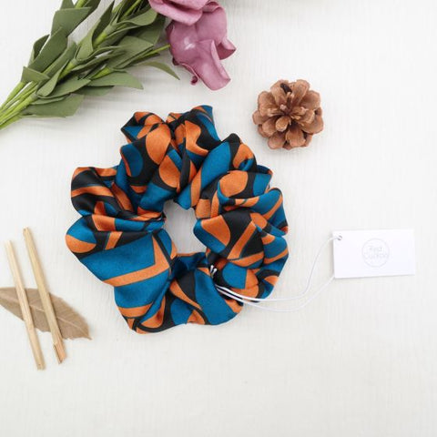 Teal Oversized Geo Print Scrunchie