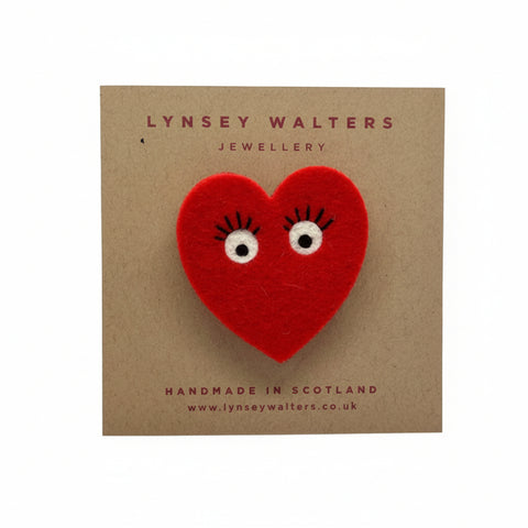 Brooch Surprised Heart